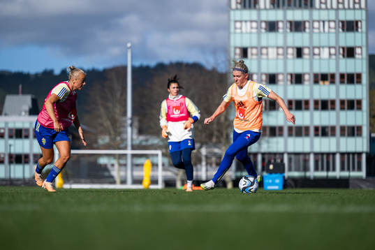 Hanna Bennison and Olivia Schough of the Swedish women's