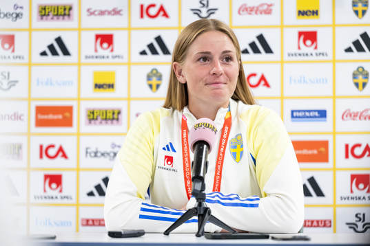Goalkeeper Tove Enblom of the Swedish women's national