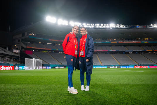 Caroline Graham Hansen and Maren Mjelde of the Norwegian