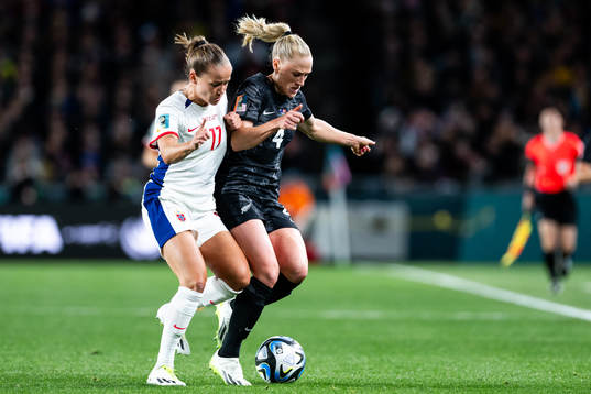 Guro Reiten of Norway and CJ Bott of New Zealand