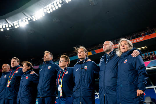 Hege Riise, head coach of Norway, with her staff