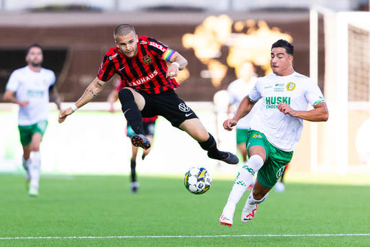Brommapojkarnas Amadeus Sögaard och Hammarbys Jusef Erabi