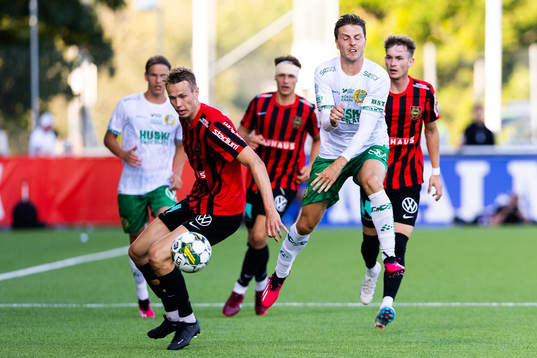 Brommapojkarnas Torbjörn Lysaker Heggem och Hammarbys Joel