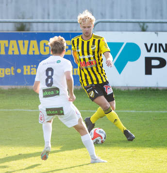 IFK Hässleholms Victor Holmberg i träningsmatchen mellan