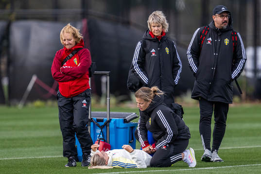 Physio Annica Näsmark, physio Kristina Forsblom and