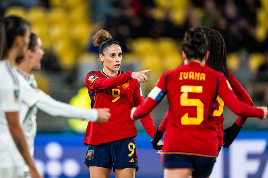 Esther Gonzalez of Spain celebrates