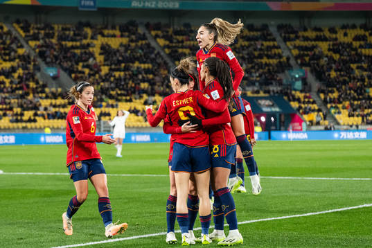 Aitana Bonmati, Esther Gonzalez, Salma Paralluelo and Olga