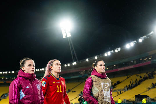 Alexia Putellas of Spain (middle)