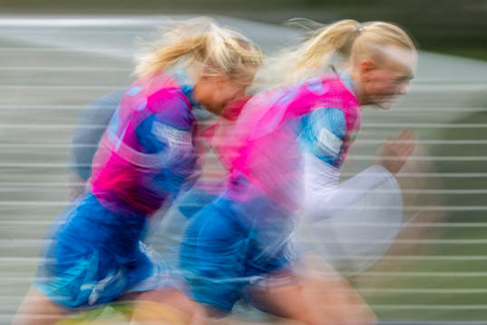 Sophie Román Haug and Karina Sævik of the Norwegian