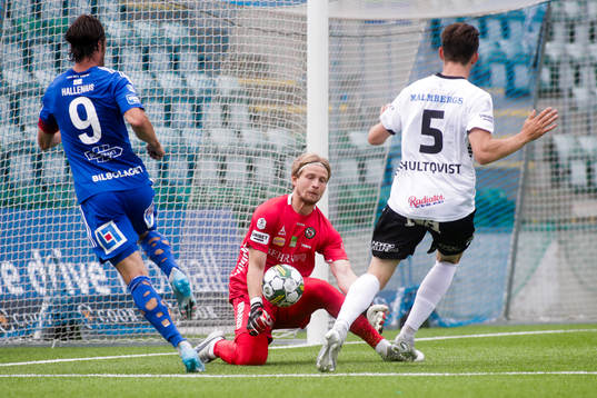 Örebros målvakt William Eskelinen