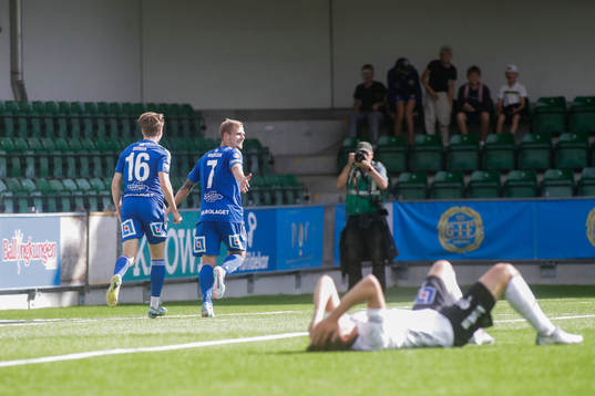 GIF Sundsvalls Erik Andersson jublar