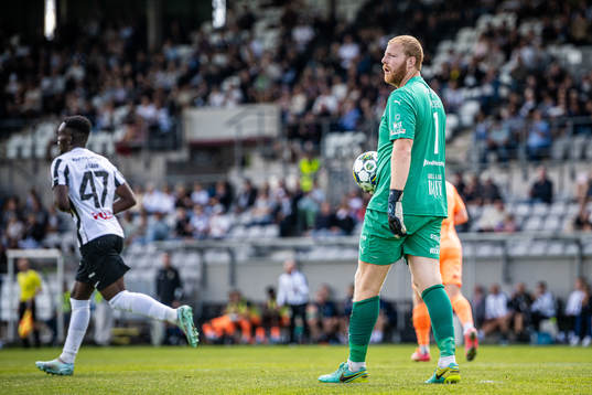 AFC Eskilstunas målvakt Nick Wolters
