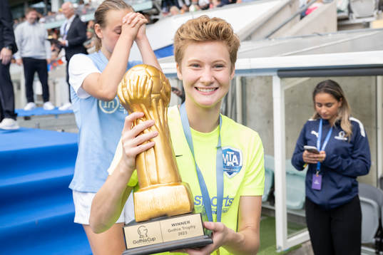 Målvakten i Minnesota Thunder Academy jublar