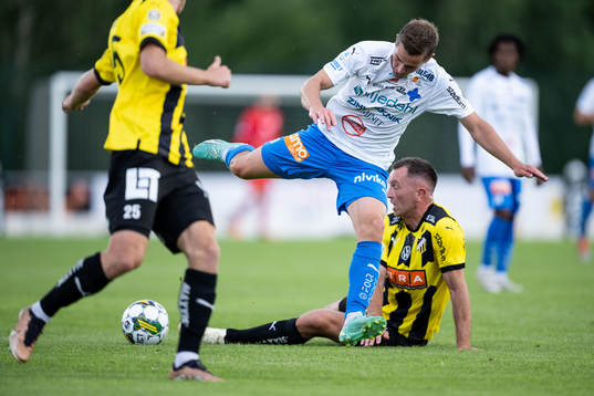 Värnamos Oscar Johansson och Häckens Even Hovland