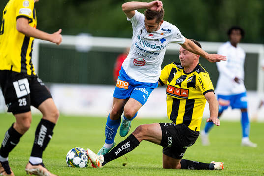 Värnamos Oscar Johansson och Häckens Even Hovland