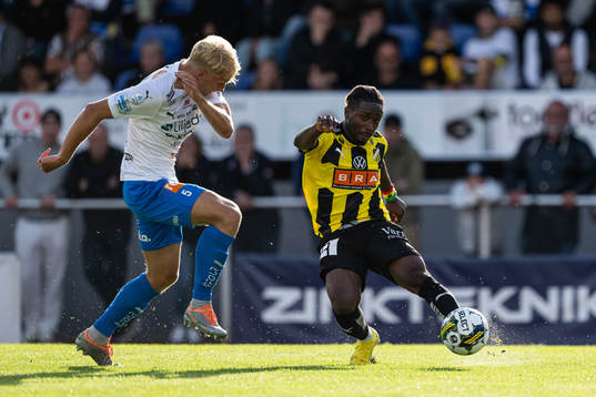 Värnamos Victor Larsson och Häckens Ibrahim Sadiq