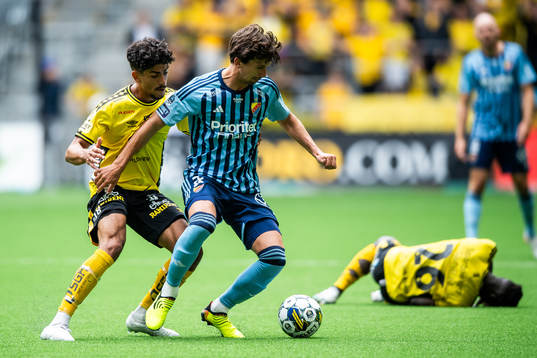 Elfsborgs Ahmed Qasem och Djurgårdens Gustav Wikheim