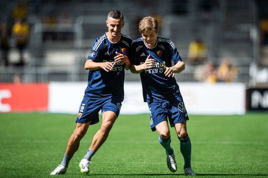 Djurgårdens Haris Radetinac och Oliver Berg