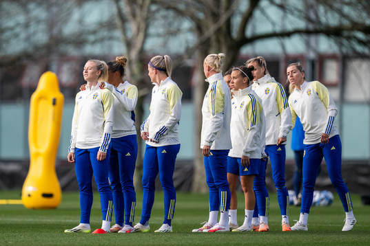 Rebecka Blomqvist, Madelen Janogy, Olivia Schough, Caroline