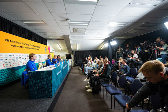 Press officer Fredrik Madestam, Kosovare Asllani and