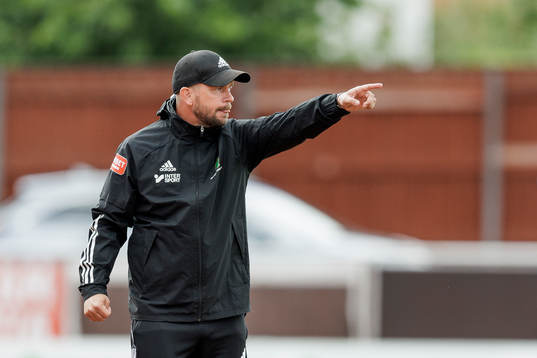 Skövde AIKs tränare Tobias Linderoth