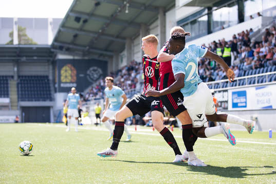 Östersunds Malcolm Stolt och Gefles York Rafael