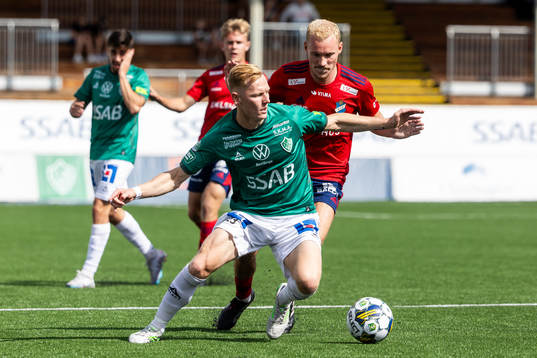 Brages Christopher Redenstrand och Östers Adam Bergmark