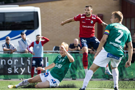 Brages Henry Sletsjøe och Östers Vladimir Rodic