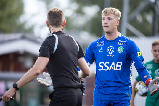 Brages målvakt Viktor Frodig