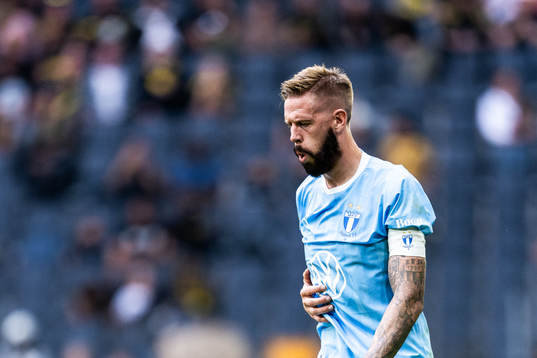 Malmö FFs Pontus Jansson har ont