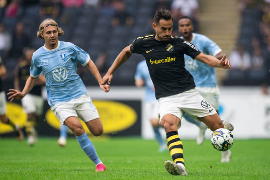 Malmö FFs Sebastian Nanasi och AIKs Sotirios