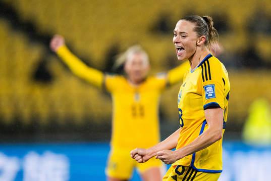 Fridolina Rolfö of Sweden celebrates