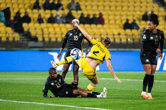 Bambanani Mbane of South Africa and Magdalena Eriksson of