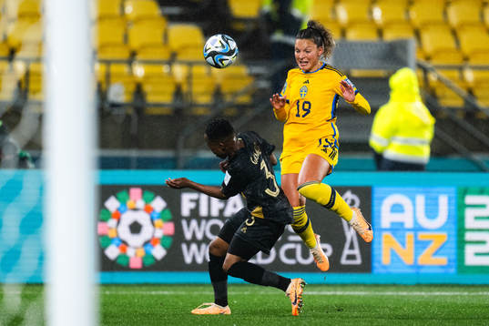 Bongeka Gamede of South Africa and Johanna Rytting Kaneryd