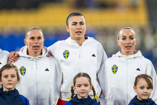 Jonna Andersson, goalkeeper Zecira Musovic and Kosovare