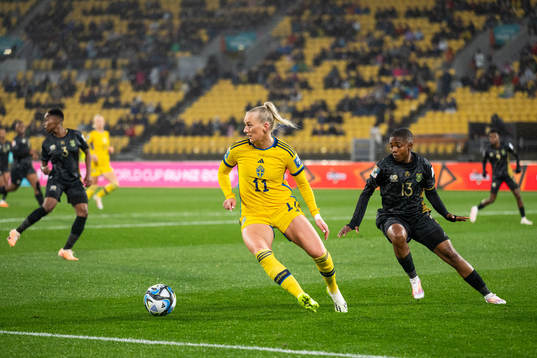 Stina Blackstenius of Sweden and Bambanani Mbane of South