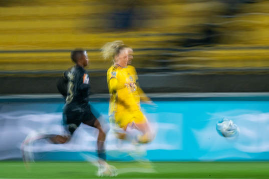 Bongeka Gamede of South Africa and Stina Blackstenius of