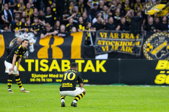 AIKs Jimmy Durmaz deppar