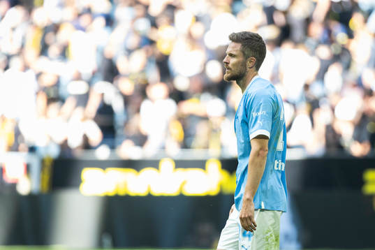 Malmö FFs Lasse Nielsen deppar