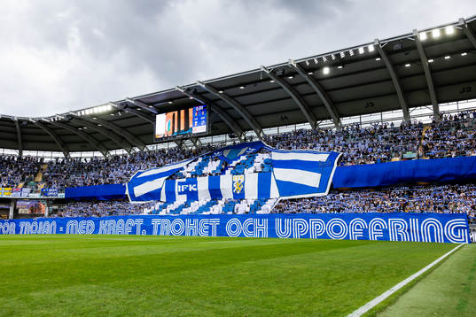 IFK Göteborgs supportrar med tifo