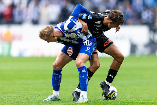 IFK Göteborgs Oscar Wendt och Halmstads Kazper Karlsson