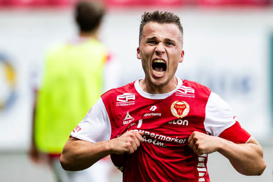 Bläddra bland fler bilder av Fotboll, Allsvenskan, Kalmar - Varberg