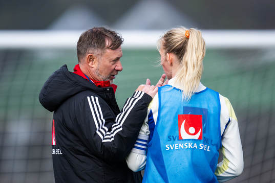 Head coach Peter Gerhardsson and Sofia Jakobsson of the