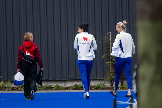 Physio Annica Näsmark, goalkeeper Zecira Musovic and