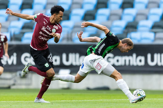Västerås SKs Alex Douglas och GAIS Gustav Lundgren