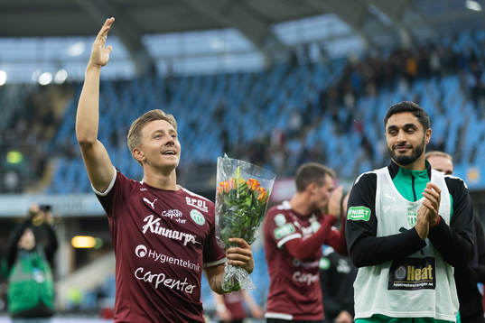 Västerås SKs Simon Gefvert jublar