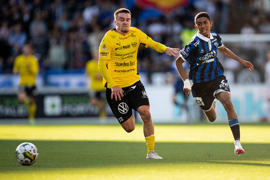 Mjällbys Jesper Gustavsson och Sirius Tashreeq Matthews