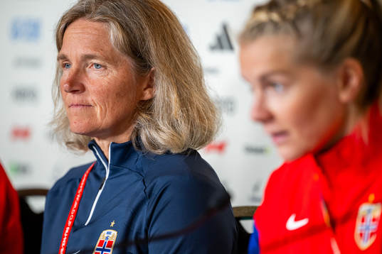 Head coach Hege Riise and Ada Hegerberg of the Norwegian