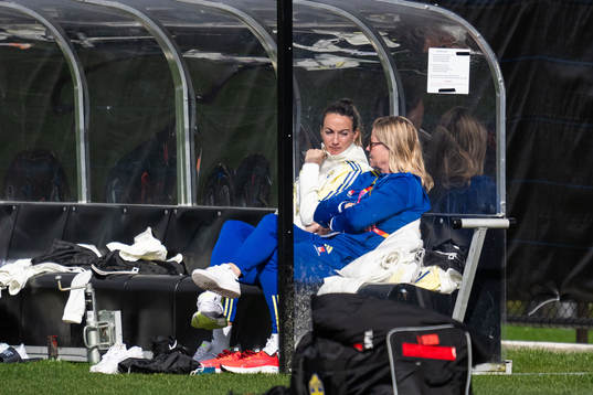 Kosovare Asllani and Team Manager Marika Domanski Lyfors of