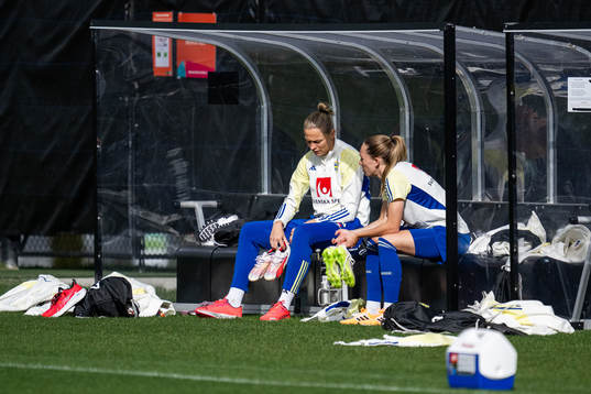 Fridolina Rolfö and Elin Rubensson of the Swedish